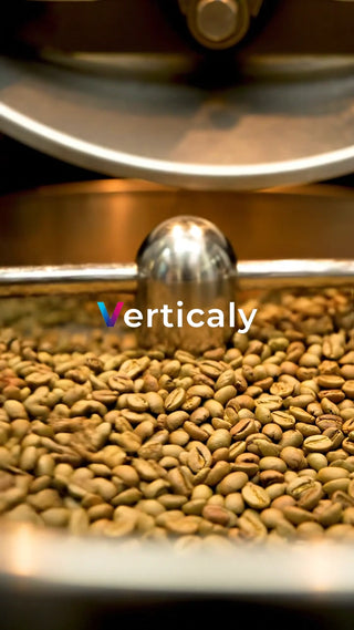 コーヒー豆の焙煎風景