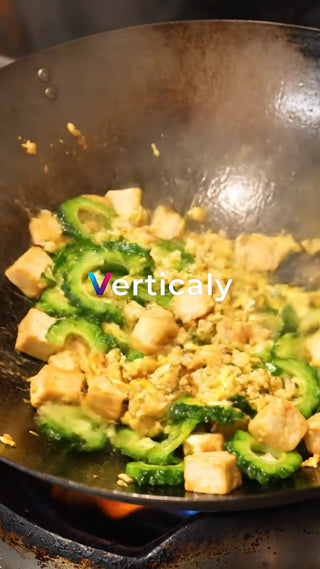 ゴーヤと豆腐の卵炒め