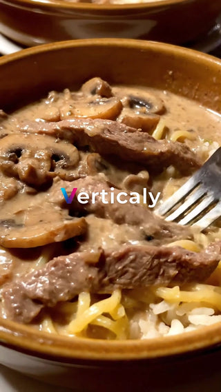 熱々シチューとフォーク