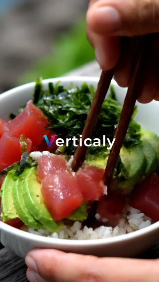 手作りのポキ丼、美味しそう
