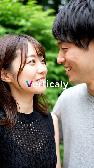 見つめ合う二人、笑顔が眩しい