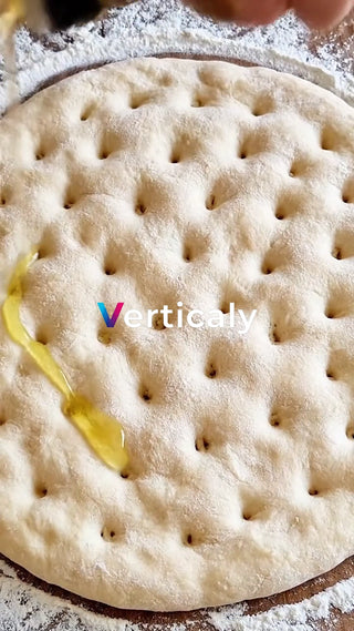 フォカッチャにオリーブオイル