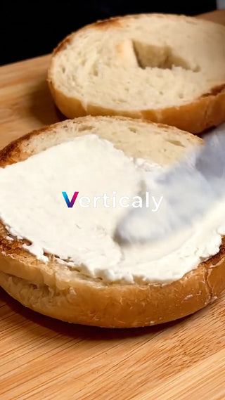 クリームチーズを塗る、ベーグル