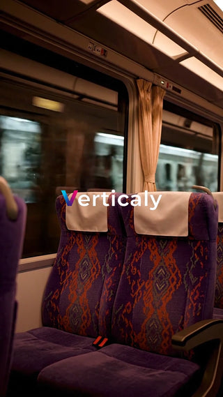 車内の紫シート