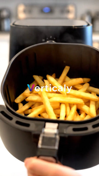 揚げたて熱々フライドポテト