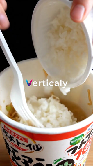 ラーメンに白米投入