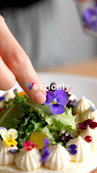 料理を彩るエディブルフラワー