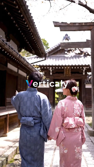 着物姿の二人、散策