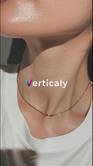 輝く肌、美しい鎖骨