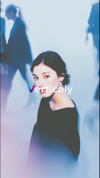 都会の喧騒と美しい女性