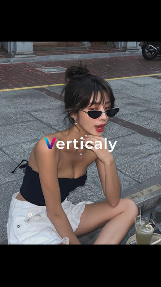 都会のカフェ、読書時間