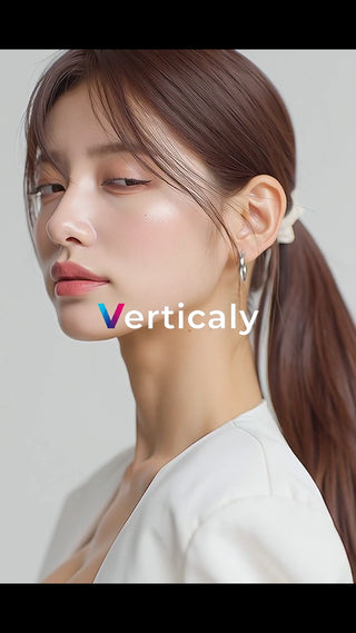 横顔の美しい女性