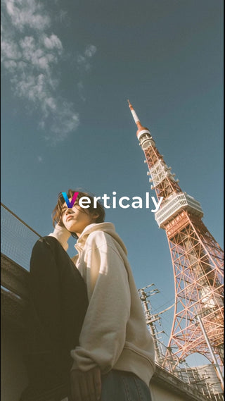 東京タワーと女性