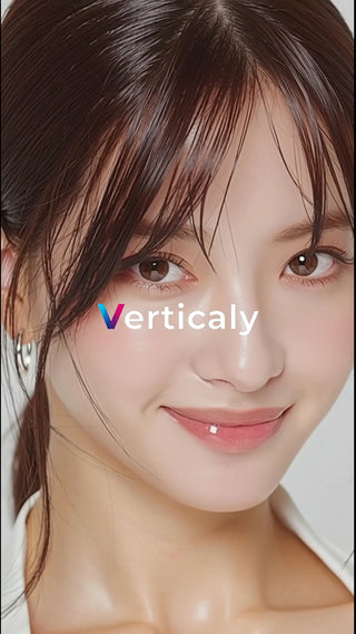 艶やかな表情の女性