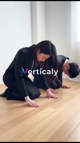 正座する男女、礼儀作法