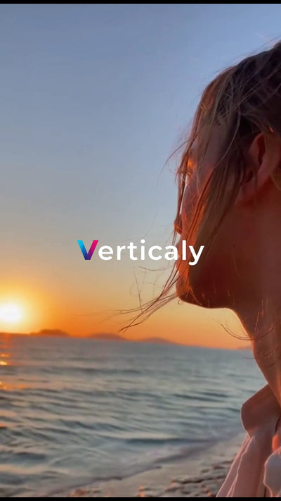 夕焼けと海辺の風景、穏やかな時間