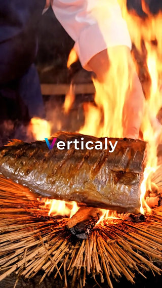 炭火で焼く魚、香ばしい