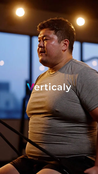 トレーニング中の男性