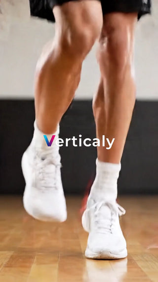 跳び跳ねる健康的ボディ